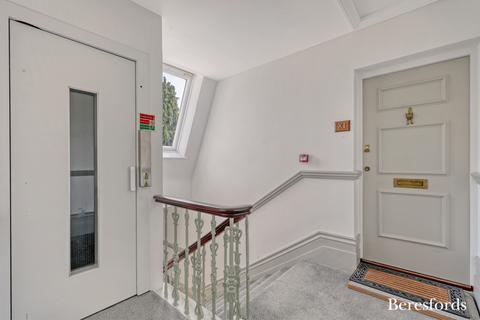 undefined, Honeypot Lane, Stock, CM4