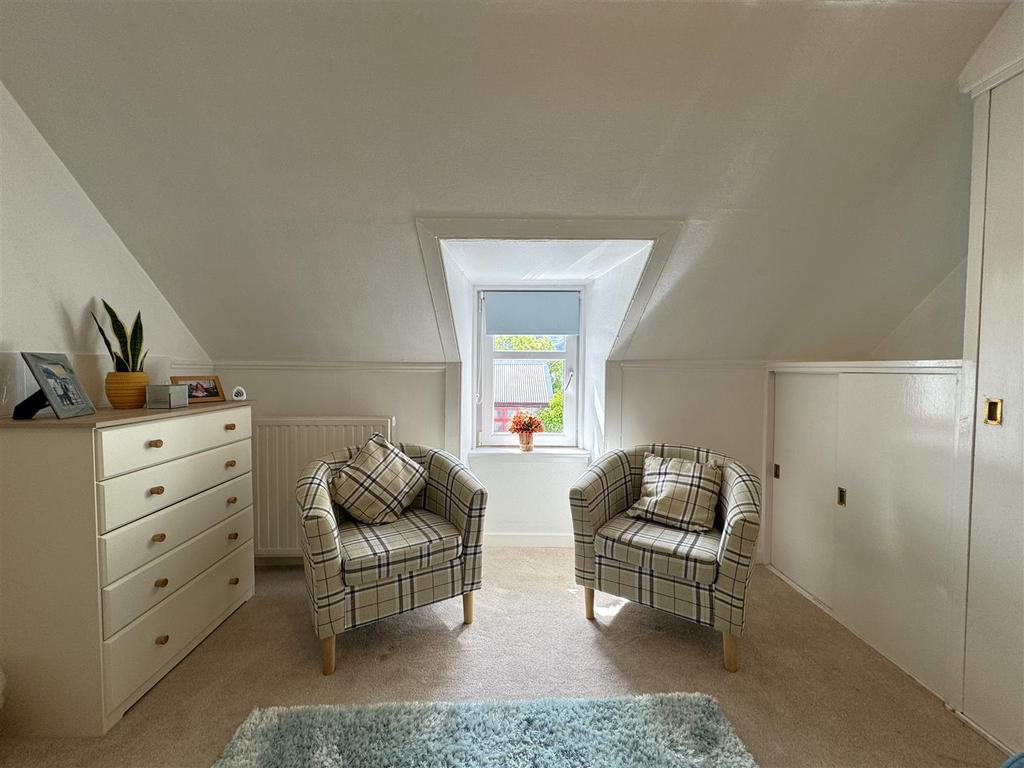 Bedroom 5.3.jpg