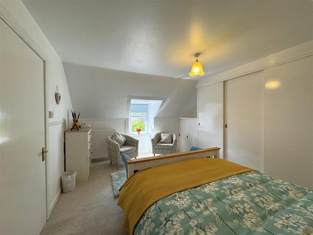 Bedroom 5.2.jpg