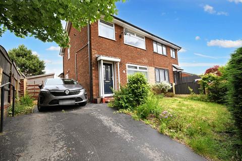 3 bedroom semi-detached house for sale, Pollitts Close, Winton, M30