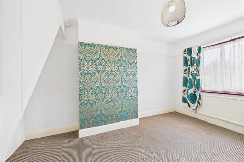 27 Abbey Road, South Croydon, CR2 8NJ