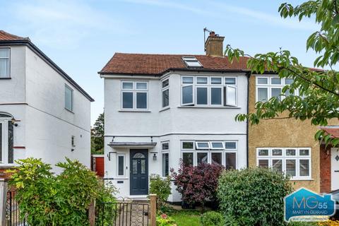 4 bedroom semi-detached house to rent, Fitzjohn Avenue, High Barnet, Hertfordshire, EN5