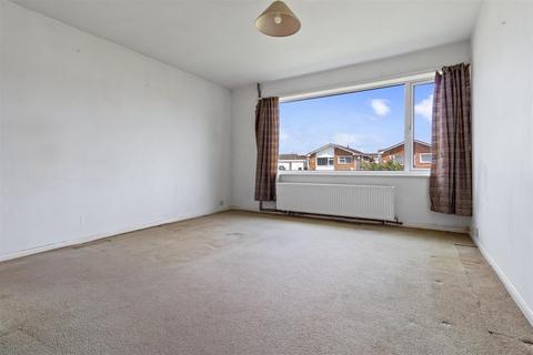 2 bedroom bungalow for sale, Rockingham Close, Worthing