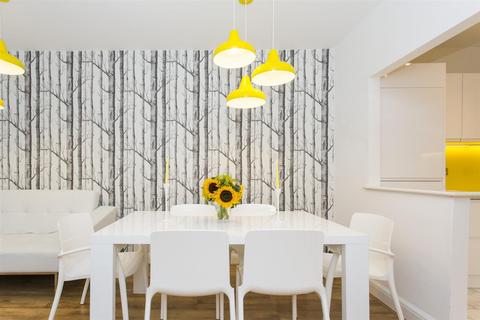 Flat 36, 28 Bartholomew Close, London, EC1A 7ES