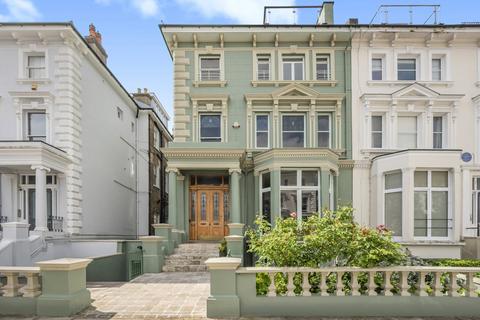 2 bedroom apartment for sale, Belsize Park Gardens, London