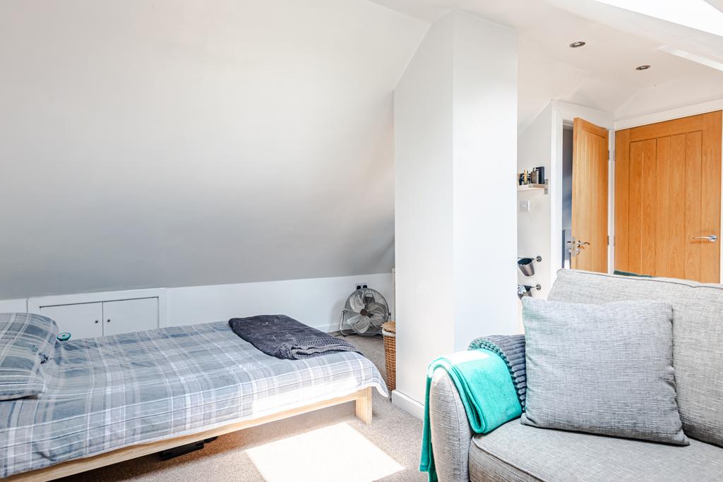 Bedroom4a