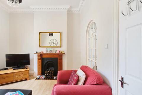 2 bedroom flat for sale, Park Place, Clifton