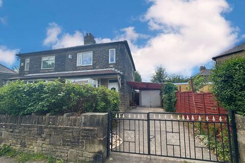 3 bedroom property for sale, Moorlands Crescent, Halifax HX2