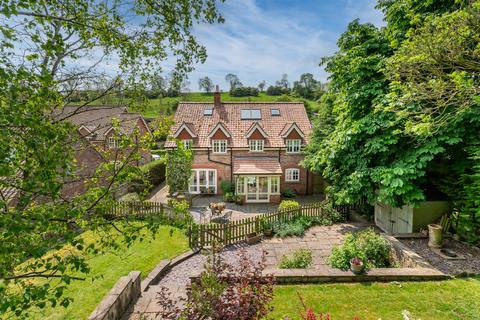 5 bedroom detached house for sale, Tatton House, Thixendale, Malton, YO17 9TG