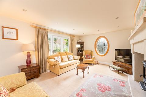 5 bedroom detached house for sale, Tatton House, Thixendale, Malton, YO17 9TG