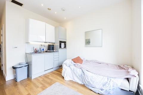 1 bedroom flat for sale, Bath Road, Slough SL1