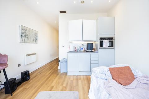 1 bedroom flat for sale, Bath Road, Slough SL1