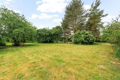 5 bedroom detached house for sale, Blunham Road, Moggerhanger, Bedfordshire, MK44