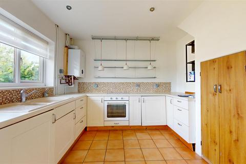2 bedroom end of terrace house for sale, Whittock Road, Stockwood