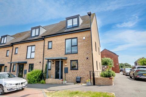 9 Asgolds Way, Askern, Doncaster, DN6 0FF