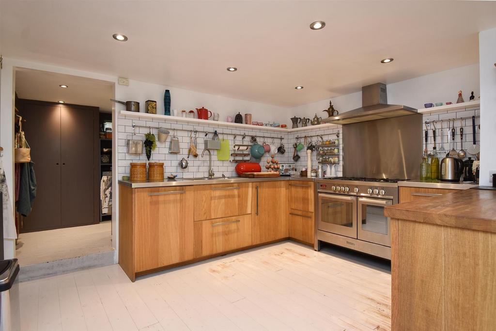 Kitchen diner