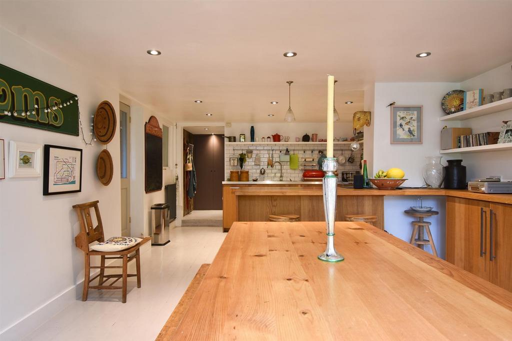 Kitchen diner