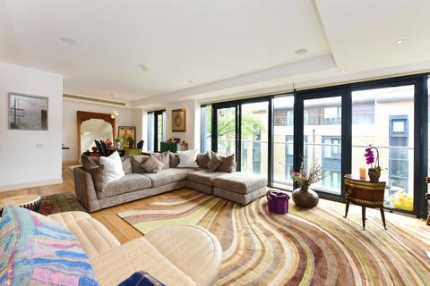 Gloucester Avenue, Primrose Hill