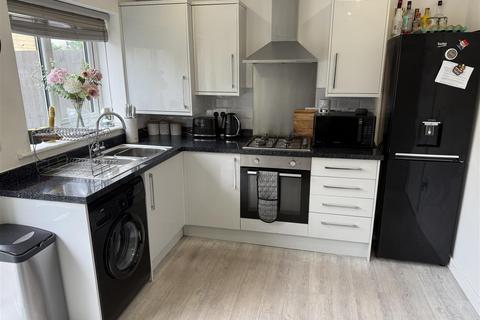 3 bedroom terraced house for sale, Willow Tree Court, Heckmondwike WF16