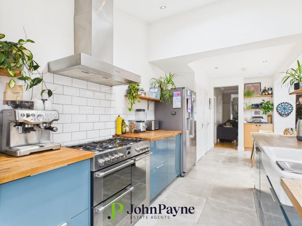 Fitted Kitchen