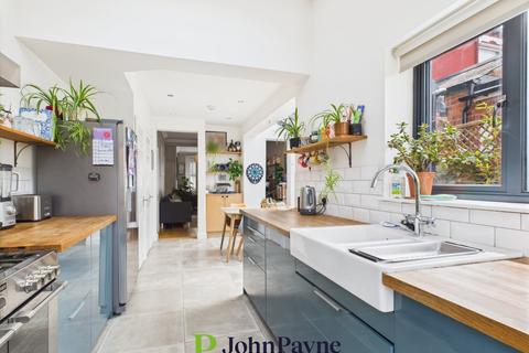 131 Broomfield Road, Earlsdon, Coventry, CV5 6LA