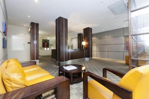 3 bedroom apartment to rent, BLOOMSBURY MANSIONS,13-16, RUSSELL SQUARE, LONDON, WC1B