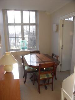3 bedroom apartment to rent, BLOOMSBURY MANSIONS,13-16, RUSSELL SQUARE, LONDON, WC1B