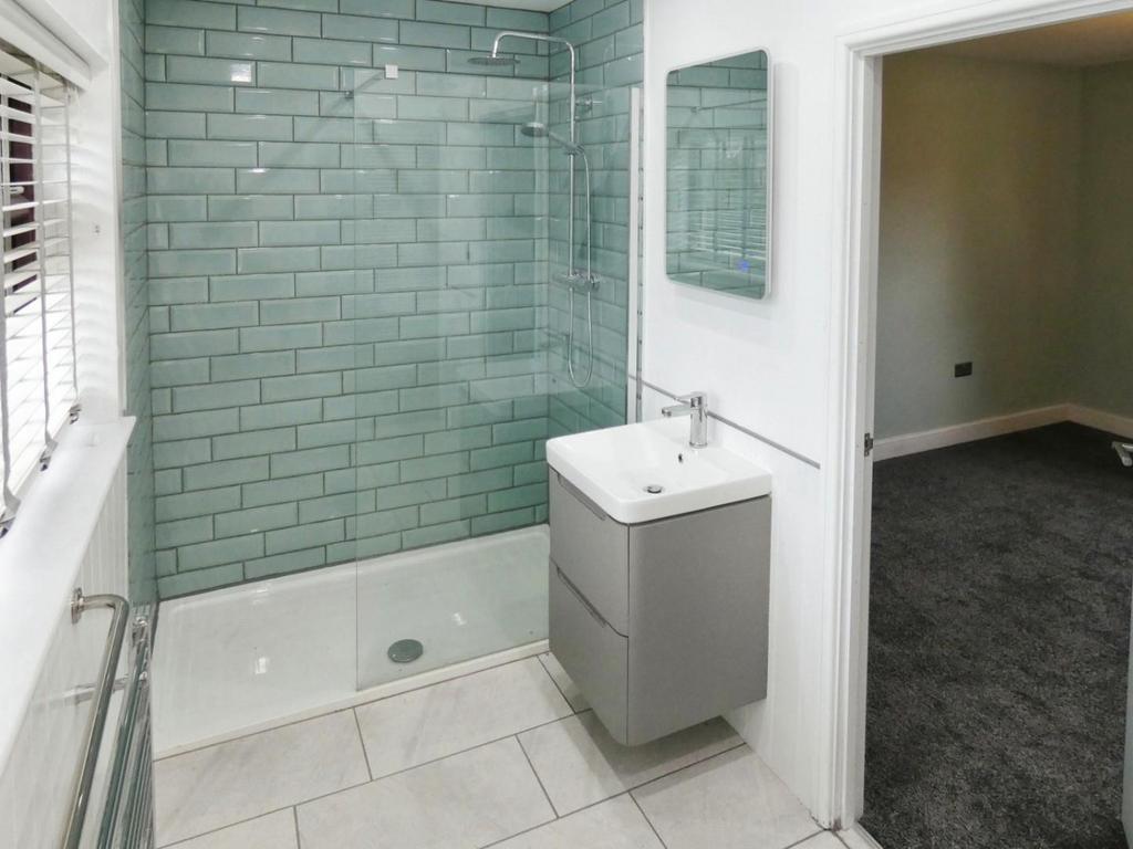 Master En-Suite