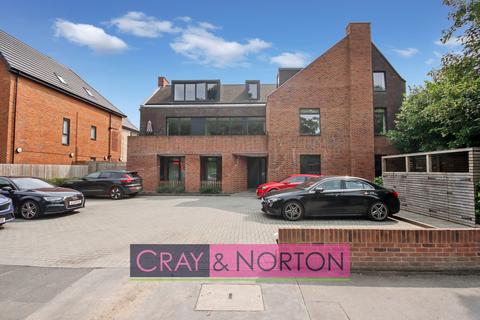 3 bedroom apartment to rent, Croham Valley Road, South Croydon, CR2