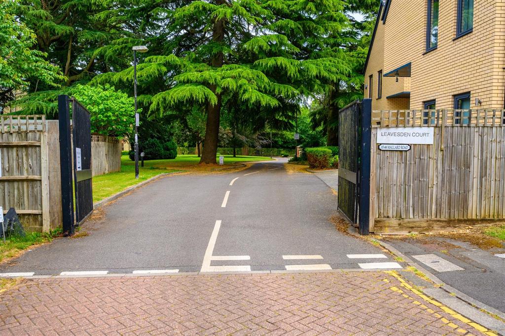 Entrance To Leavesden Court