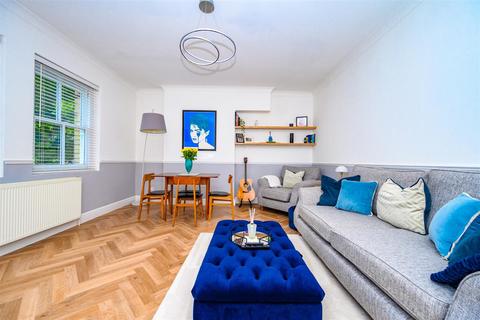2 bedroom apartment for sale, Mallard Road, Abbots Langley
