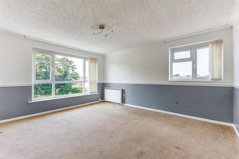 28 Croft Close, Birmingham, B25 8XJ