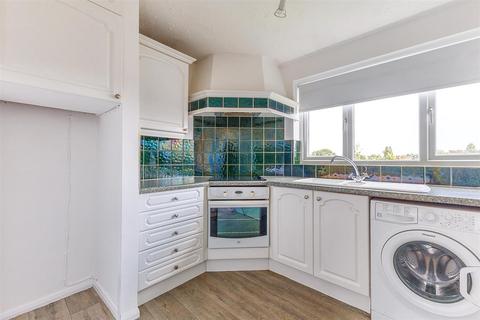 28 Croft Close, Birmingham, B25 8XJ