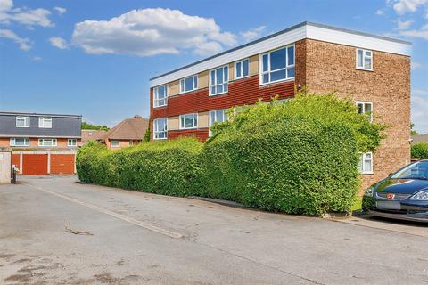 28 Croft Close, Birmingham, B25 8XJ