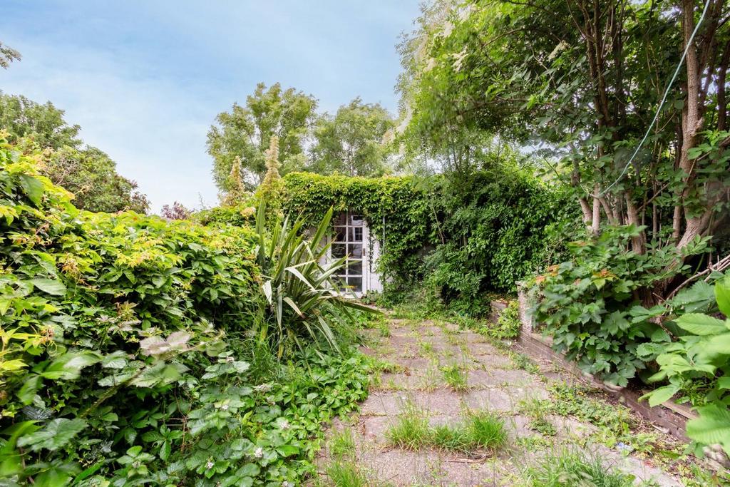 Garden (2).jpg