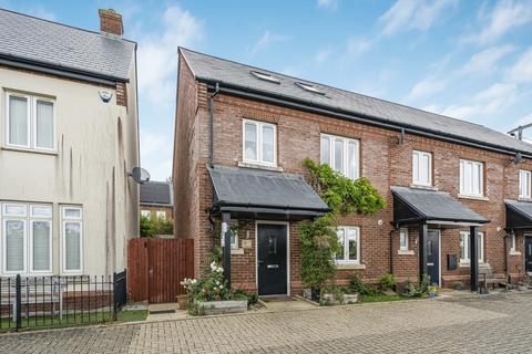 5 bedroom end of terrace house for sale, Hart Walk, Bicester, OX25