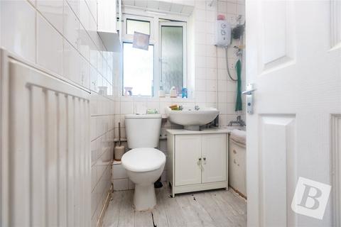 2 bedroom maisonette for sale, Victor Close, Hornchurch, RM12