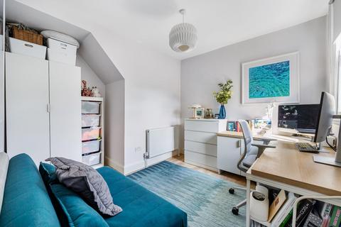 38 Lawrence Road, London, W5 4XH