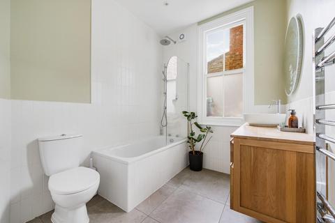 38 Lawrence Road, London, W5 4XH