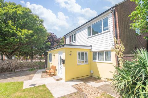 5 bedroom detached house for sale, Dent-de-Lion Road, Margate, CT9