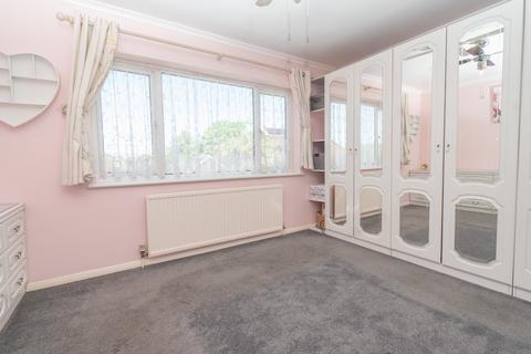5 bedroom detached house for sale, Dent-de-Lion Road, Margate, CT9