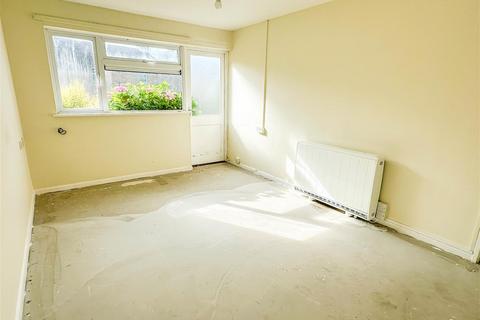 1 bedroom semi-detached bungalow for sale, Anthony Close, Sherston, Malmesbury