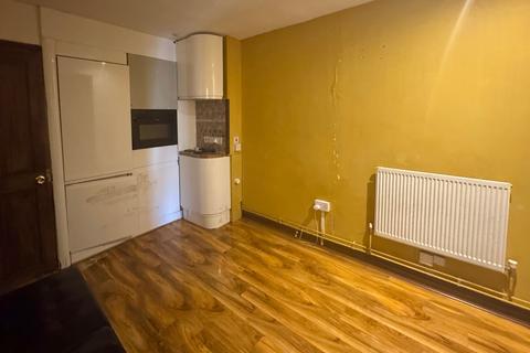 2 bedroom maisonette for sale, Renown Close, Croydon, CR0