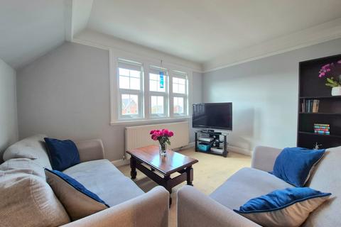 Flat 2, St Mildreds Court Beach Road, Westgate-on-sea, CT8 8AE