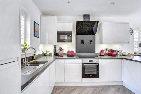 4 bedroom house for sale, Tavern close , Barkway road , Royston