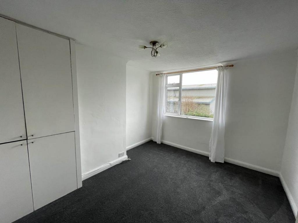 St michaels ave 12 b