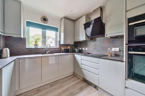 2 bedroom apartment for sale, The Lakes, Larkfield, Aylesford