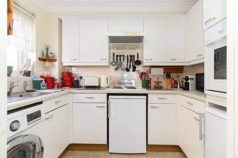 2 bedroom flat for sale, Rowena Road, Westgate-On-Sea, CT8