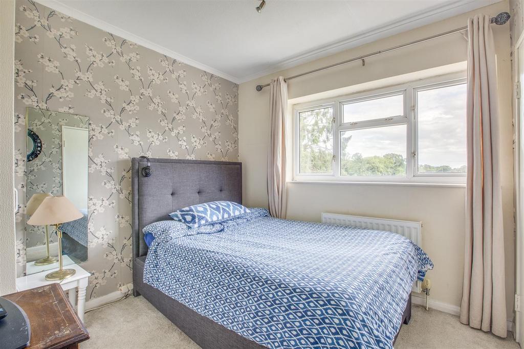 2 Mayflower Close, HP17 8 QH-7.jpg