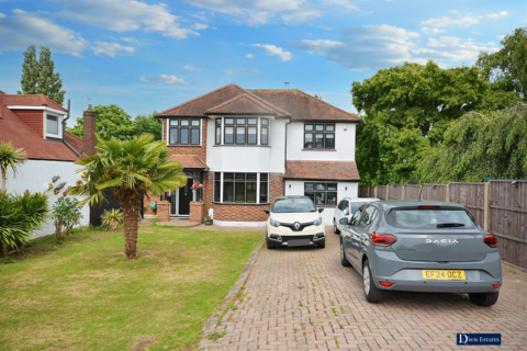 Recreation Avenue, Harold Wood, Romford, RM3